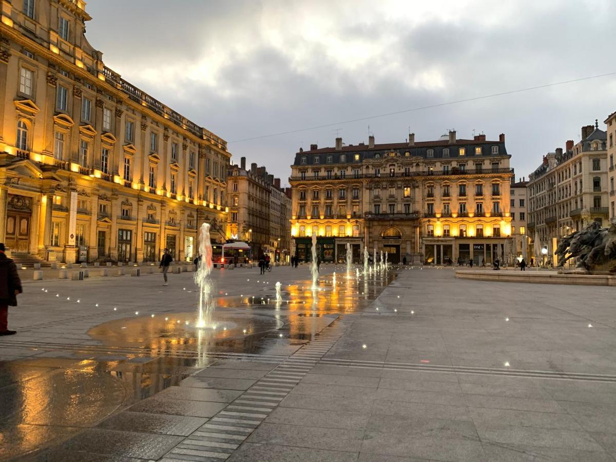 Gite Du Vieux Lyon Lião Exterior foto